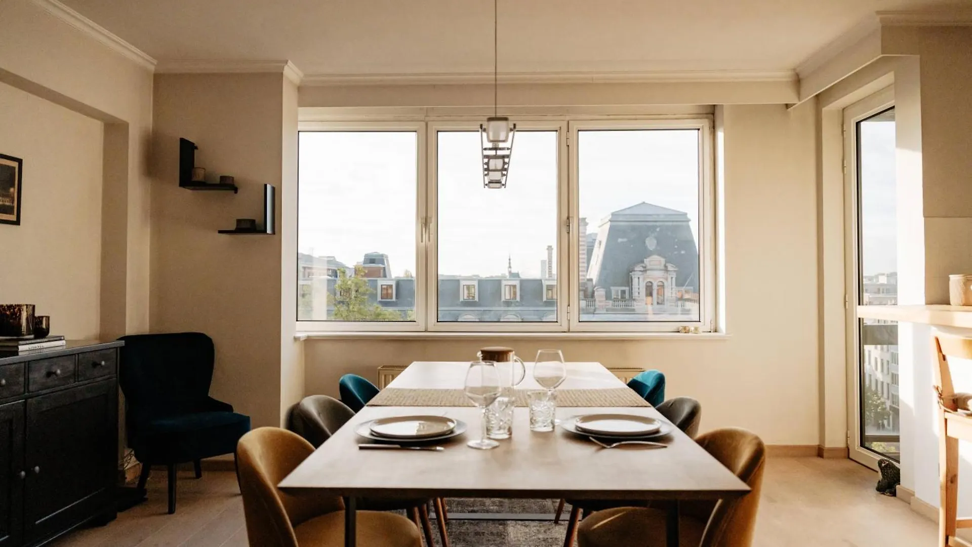 Prachtig Appartement Met Weids Uitzicht Op Aaa Locatie Antwerp